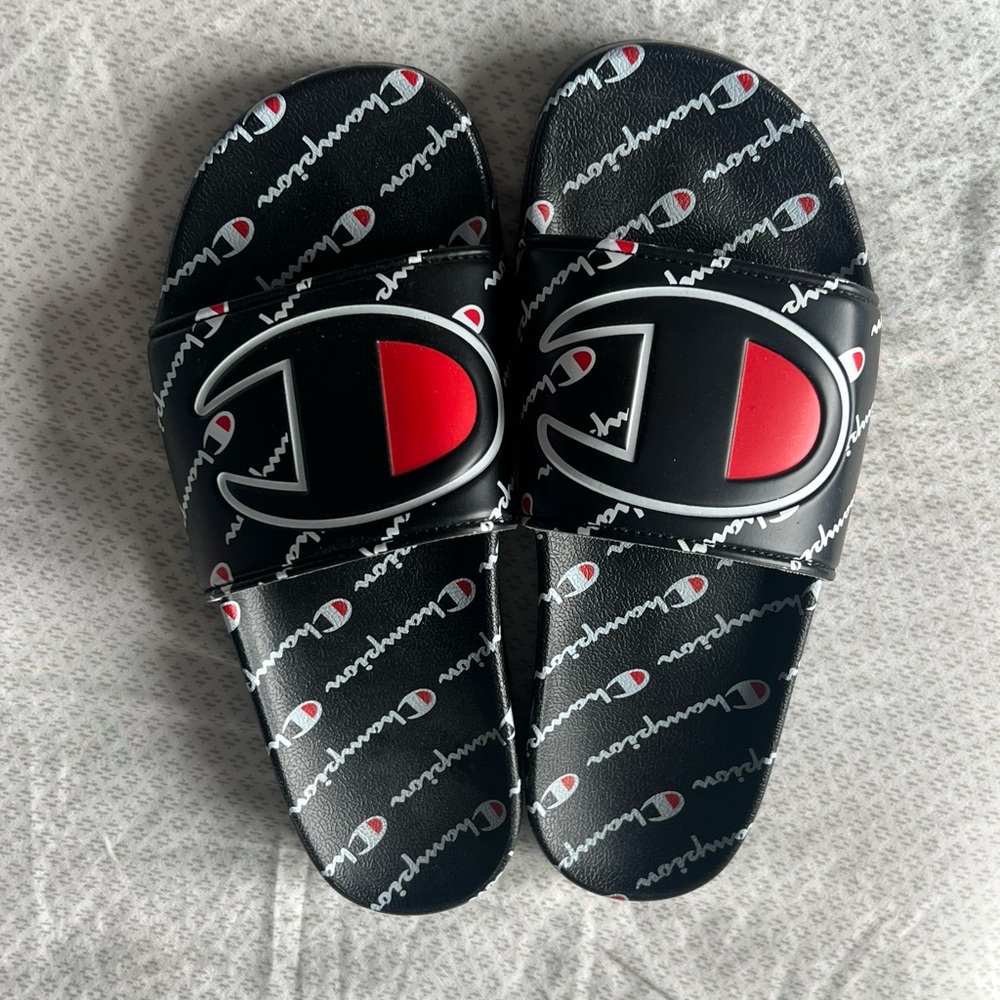 Champion Black Slides